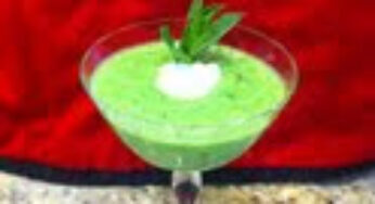 Chilled Green Pea Soup with Yogurt