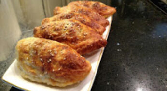 Pakla-ov Beurag or Payleh Bereg (A Fava Bean, Potato and Onion Turnover)