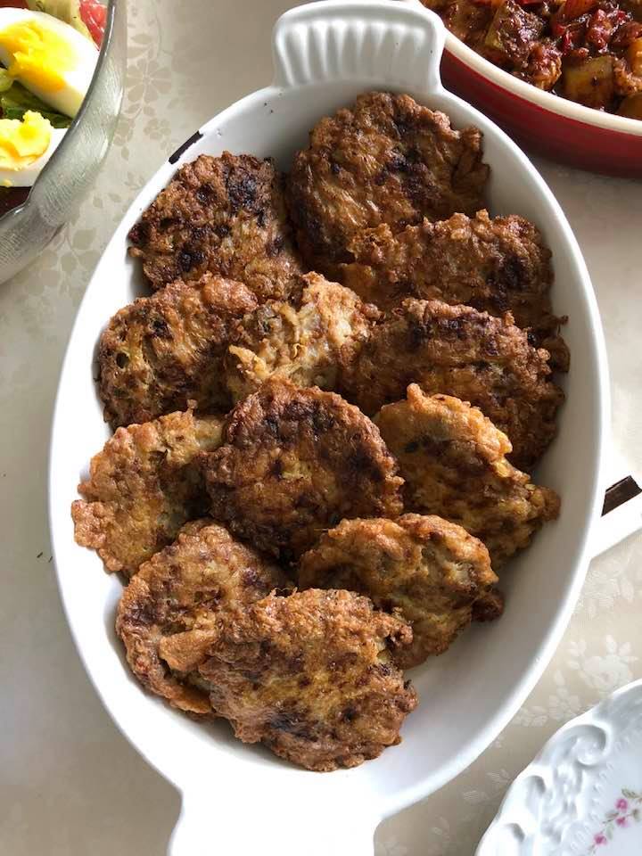 Khatoon Boodhi – Rice and Meat Patties: A Recipe from Araksi Dinkjian ...